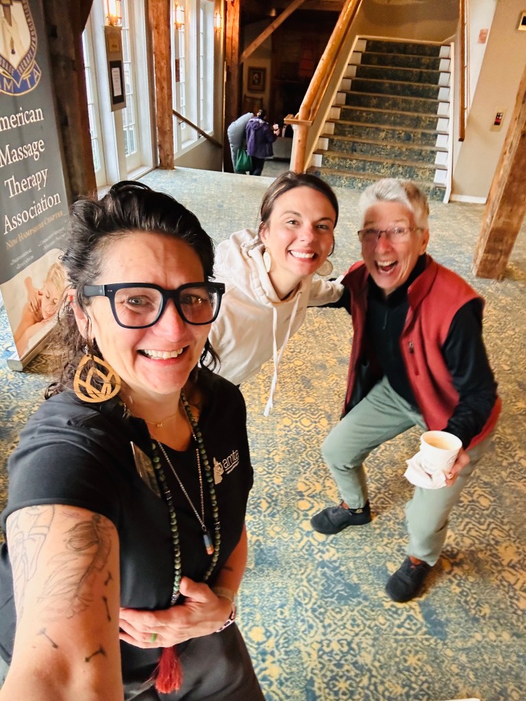 Vickie and the goons